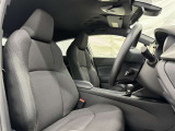 見通しのよいすっきりとした視界で、誰でも運転しやすいです。運転のしやすさは疲れにくさにも繋がりますよ♪