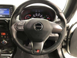 ハンドルは車を運転する上で、ずっと握っている重要なパーツです。手にフィットする物がいいですよね♪