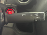 【オートライト(AUTO)】外の明るさをシステムが感知して、自動でヘッドライトが点灯します!ヘッドライトをつけ忘れを防ぐ便利機能です。