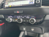 夏でも冬でもお好みの温度に設定しておけば、AUTO ボタンひとつで快適な車内空間へ!風の強さや温度、内外気の切り替えも自動で調整してくれます♪
