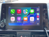 ●Apple Car Play:スマホとの有線接続で、ナビ・オーディオ再生などスマホのアプリ機能が画面でも使える便利機能です!