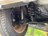 お車を安心してお乗りいただく為には、足回りの定期点検が欠かせません。サービスサポート(有償保証)では無料点検もご提供しており、安心のカーライフをお過ごしいただけるサポート体制が整っています。
