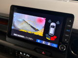 バックギアに入れるだけで自動でリヤカメラに切り替わります!車庫入れやバックが苦手な方にオススメ!