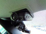 事故に遭遇してしまった時など、品質の高い映像と音声で運転の記録するドラレコ。ドライブの思い出を記録に残したい方や、ご自身のドライビングをチェックされたいお客さまにもおすすめです!!!!