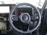 ハンドルは車を運転する上で、ずっと握っている重要なパーツです。手にフィットする物がいいですよね♪
