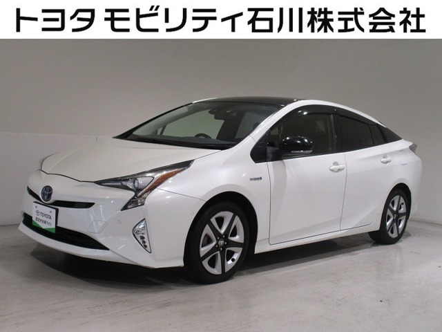 トヨタ プリウス 