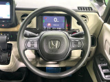 【ステアリングスイッチ】運転中、前方から目線をそらすことなく、オーディオ等の操作が可能な便利機能!安心&快適なドライブを演出してくれます♪