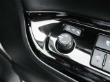 駐車時や狭い道でのすれ違い時に気を使うミラー。電動格納式ドアミラーはそんな時に便利です。