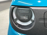 LEDヘッドライトは、点灯の瞬間から最大光量を発揮し、突然暗くなるトンネルなどでの安定感を高めます。