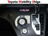 ワンタッチで室温調整!便利なオ-トエアコン装着車です。