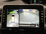 クルマを空から見たような映像が映る、アラウンドビューモニターで、車両周辺の安全確認も一目できます!小さなお子様や障害物も確認できるので、運転のしやすさだけでなく事故防止にも役立ち安心して駐車できます♪