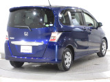 ボディクリーニング後、愛車をピカピカの状態へ保護するコーティング「ブライトパック」がおススメです!水垢がつきにくく、手入れがしやすくなりますよ!いつも愛車をきれいにしておきたい方におススメです。
