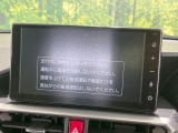 【ディスプレイオーディオ】お手持ちのスマートフォンとの連携で、ナビや音楽再生など各種アプリを使用可能。スマホに近い感覚でお使いいただけます♪