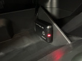 いまや快適なカーライフに欠かせないETCが付いています。