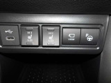 運転席、助手席はシートヒーター付きです。座面や背もたれを素早く温め、寒い日もより快適に過ごせます。