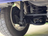 お車を安心してお乗りいただく為には、足回りの定期点検が欠かせません。サービスサポート(有償保証)では無料点検もご提供しており、安心のカーライフをお過ごしいただけるサポート体制が整っています。