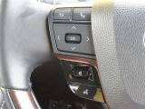 ブルートゥースに接続すれば、スマホに入れている音楽が聞けたり運転中に電話がかかってきてしまった場合もハンドルから電話を取ることができます!