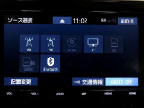 ラジオ、フルセグテレビ、CD再生、DVD再生、SD再生(音楽/動画)、SD録音(別途SDカードが必要です)、Bluetoothオーディオが使用可能です。詳しい仕様については展示店舗までお尋ねください。