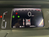 視認性に優れたメーターを採用しており、走行中でも車速や情報が分かりやすく表示されます。運転時の視線移動をむりのない範囲に抑え、快適で安心感のあるドライブをサポートします。