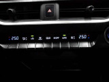 車内の温度管理に便利なオートエアコン☆