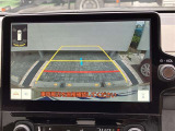 【バックモニター】バックモニターが装着されています。車庫入れが苦手な方もこれがあれば安心ですね。