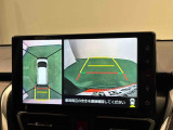 駐車場や狭い路地などでも障害物が確認しやすく、真上からの目線でクルマの周囲が確認できて安心♪