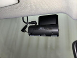 事故時の証拠となるだけでなく、危険運転の抑止力や、ヒヤリハットの記録による安全意識向上など、安全運転をサポートする機能をアピール。?