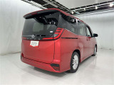 走りにこだわりながら収納力も持ち合わせたお車です。荷物を載せて軽快なドライブを楽しめますよ♪