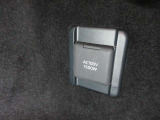 非常時やキャンプなどに役立つAC100Vコンセント付きです。