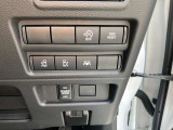 ボタン類です☆運転席からボタン1つでスライドドアを開けることが出来ます♪