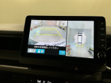 全方位モニターがついています! 車の周囲を360&deg;安全確認できるので、普段の駐車はもちろんの事、縦列駐車や幅寄せの際にも活躍してくれますよ。