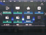 メモリ-ナビ:(SD方式)で、初めての道や遠出でも安心です!もちろんBluetoothやTV視聴機能搭載なので、好きな音楽を聴きながら楽しいドライブを♪