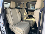 ゆとりある広々とした車内空間は、ドライブを始め買い物やレジャーなど、幅広く活躍します。一人でもみんなとでもお出かけを楽しみましょう!