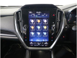 11.6インチの縦型ディスプレイに、ナビゲーション機能をはじめ、エンターテインメント、車両情報、エアコン操作、各種設定などを集約。タブレットのような感覚で、直感的に操作できます。