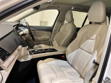 ◆LIBERALAは、輸入車選びの新たなスタイルを提案するインポート・セレクト・ブランドです。オーナー様となる方がクルマから直接感じる感性を第一にした、最良の一台との出会いをコーディネートいたします。