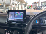 上空から見下ろしたような表示で車両感覚のつかみやすい『アラウンドビューモニター』に移動物検知警報(MOD)があり更に安心です。