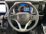 【純正革巻きステアリング】上質な革を使用することで、手にしっかり馴染みとても運転しやすいハンドルです♪
