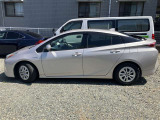 トヨタ車に限らず、全車種にロングラン保証が付いております。走行距離無制限なので、安心しておのり頂けます。