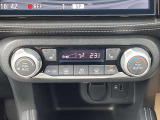 オートエアコンで車内快適!シートヒーターも装備!寒い日でも暖かく快適なドライブを!