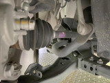 お車を安心してお乗りいただく為には、足回りの定期点検が欠かせません。サービスサポート(有償保証)では無料点検もご提供しており、安心のカーライフをお過ごしいただけるサポート体制が整っています。