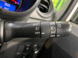 【オートライト】周りの明るさに応じて自動でヘッドライトの点灯・消灯ができる機能です!ライトの付け忘れ・消し忘れなどが無くなり、雨の日や夕方の走行も安心!トンネル通過時も便利ですね♪
