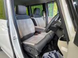 運転席シート廻りは使用感も少なく、良好な状態となっています。丁寧に使われていたことがよくわかりますね。