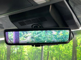 【デジタルインナーミラー】後席の大きな荷物や同乗者で後方が確認しづらい時でも安心!カメラが撮影した車両後方の映像をルームミラー内に表示。クリアな視界で状況の確認が可能です!