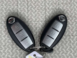 インテリジェントキーも2つ付いてます。