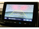 バックカメラが装備されており、後方の安全確認はもちろんのこと狭い場所での駐車や雨の日・夜間など視界の悪いコンディションでのストレスの軽減にもなります!