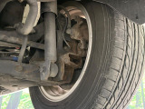 お車を安心してお乗りいただく為には、足回りの定期点検が欠かせません。サービスサポート(有償保証)では無料点検もご提供しており、安心のカーライフをお過ごしいただけるサポート体制が整っています。