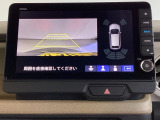 便利な3ビュー切り替え、ガイド線表示付きのバックカメラです。後退時、後方の視界をサポートします