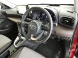 見通しのよいすっきりとした視界で、誰でも運転しやすいです。運転のしやすさは疲れにくさにも繋がりますよ♪