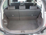 5名乗車時の荷室です。