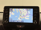 いまや必須装備「ナビゲーション」搭載!知らない場所にスイスイッとドライブ。もう、これなしではハンドルを握れませんね!でも運転中の操作は危険ですのでご注意ですね☆
